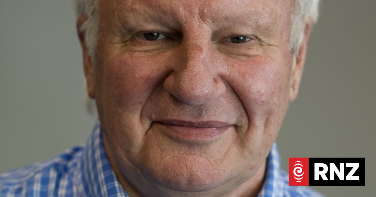 Gay rights activist Robin Duff dies | RNZ