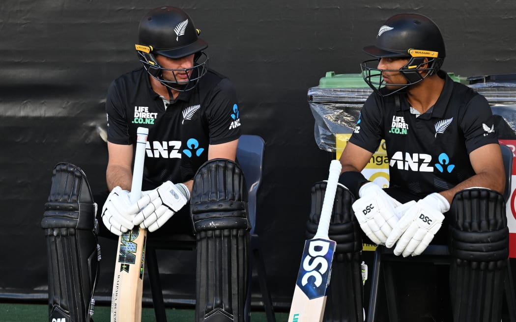 Black Caps Will Young (L) and Rachin Ravindra.