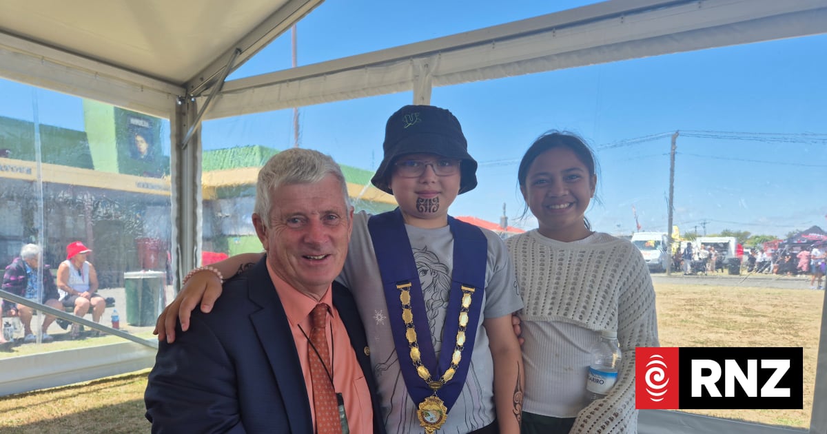 Meet the rangatahi reporters of Rātana | RNZ