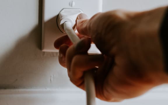 hand plug electricity energy