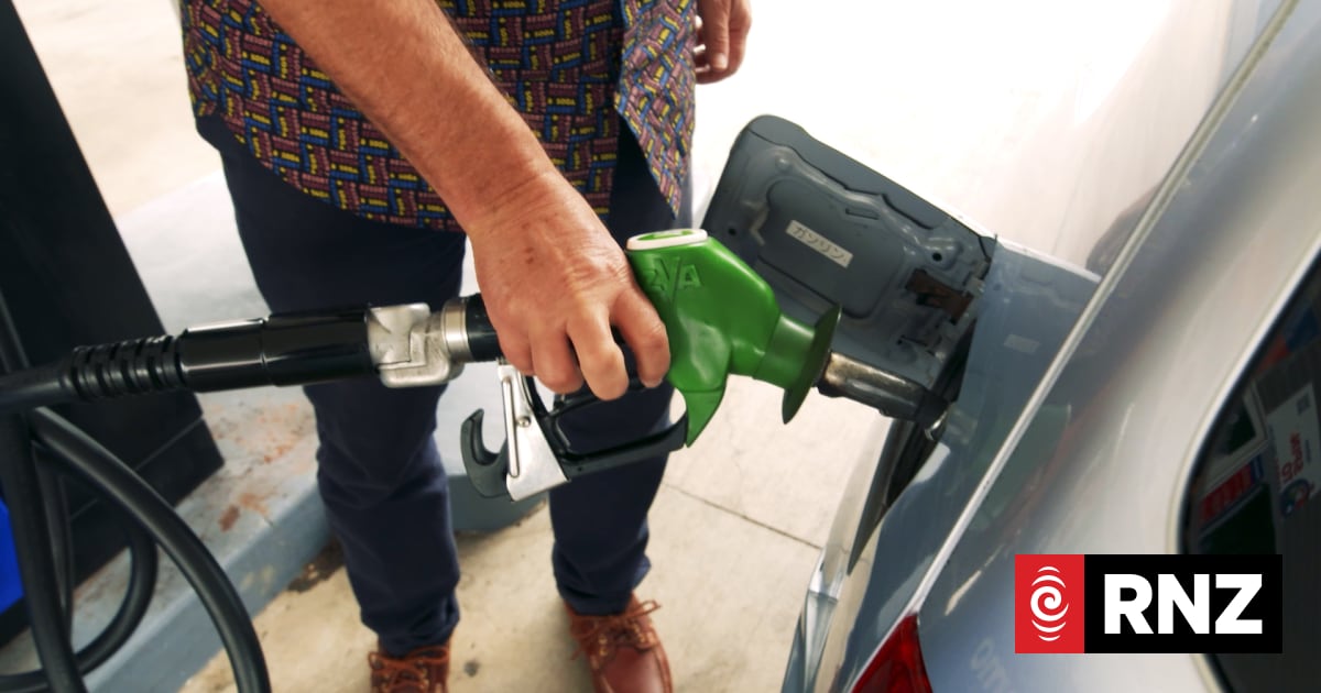 Now is the time to fill up the car, AA advises