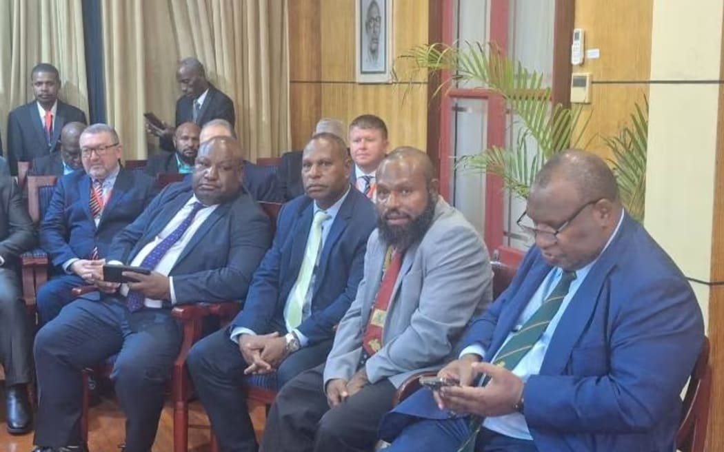 Taboi Awi Yoto (second from right) asked people to give the project a chance. (Supplied)