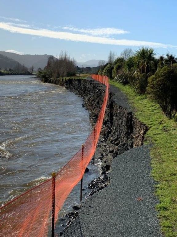 Erosion at a section of the Hutt River.