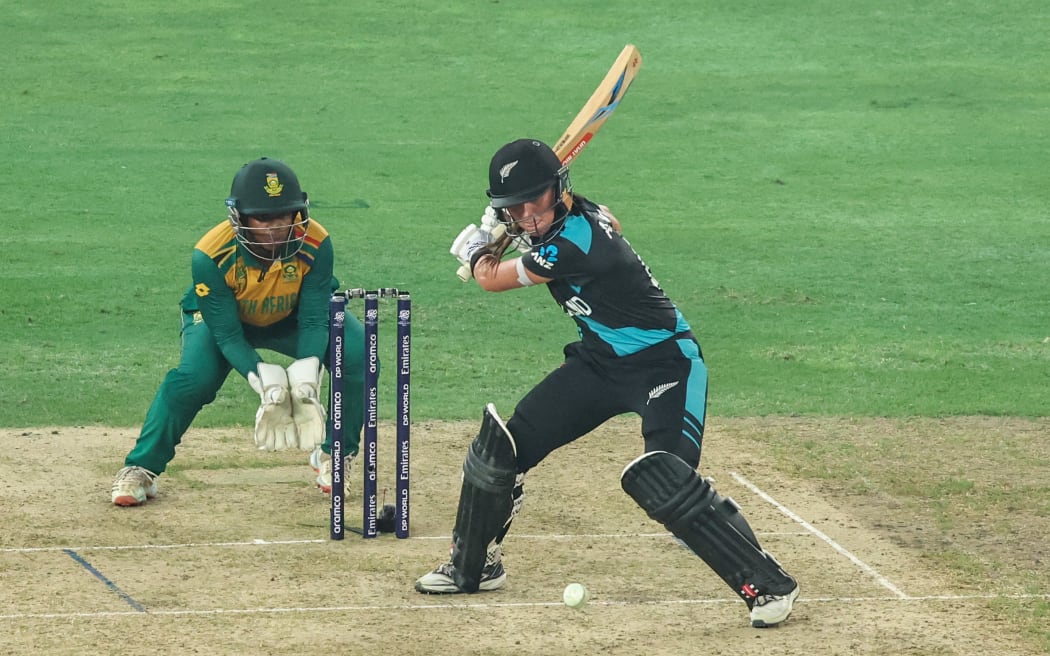 New Zealand's Amelia Kerr plays a shot during the ICC Women's T20 World Cup cricket final match between South Africa and New Zealand at the Dubai International Cricket Stadium in Dubai on October 20, 2024. (Photo by FADEL SENNA / AFP)