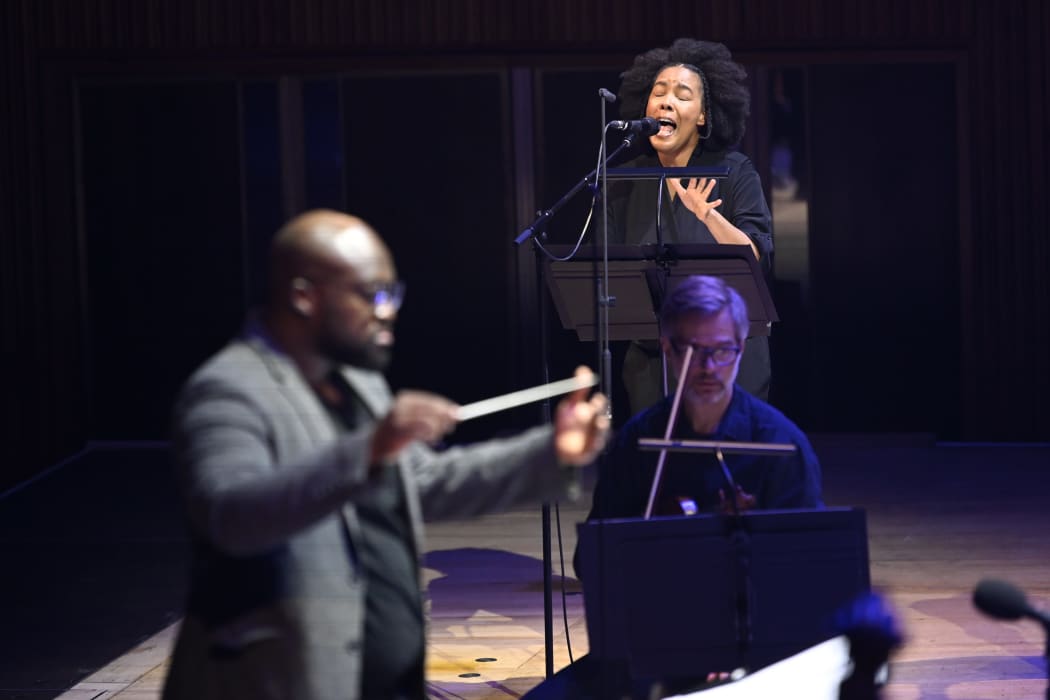 London Sinfonietta, Elaine Mitchener, conducted by Vimbayi Kaziboni