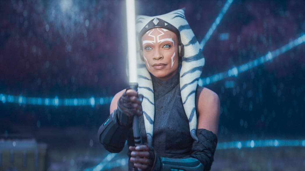 Still from the Disney+ series Ahsoke spotlighting Rosario Dawson as Ahsoka/