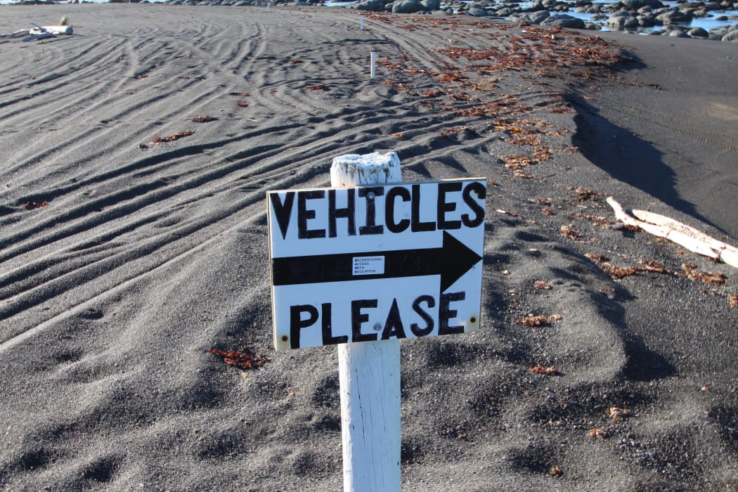 The Recreational Access with Education group, made up of quad-biking fishers, has tried to educate motorists using signs.