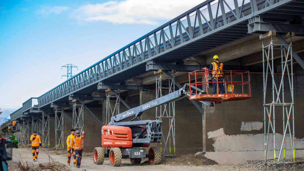 The clip-on attachment to the Wairau Bridge on SH1 is nearly completed.