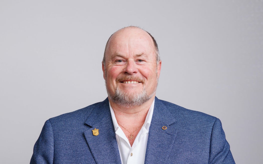 Carterton mayor Steve Cretney said balancing affordability with retaining service levels was key when considering the Government’s rates capping proposals.