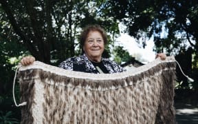 Master weaver Ranui Ngarimu with the kakahu designed for the Paris Olympics.