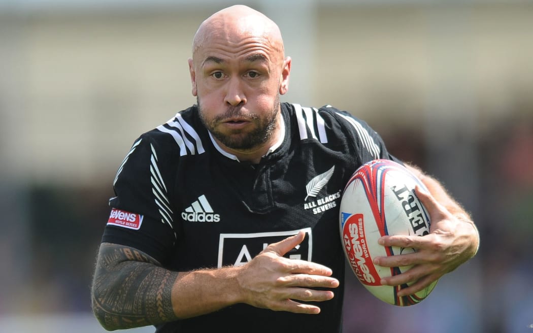 The New Zealand sevens captain DJ Forbes in action in Glasgow.