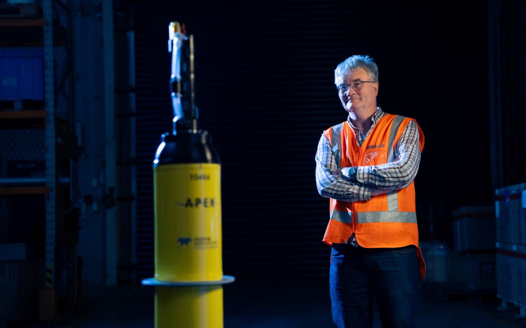 NIWA physical oceanographer Dr Phil Sutton with an Argo float; a key instrument in this research.
NIWA / Luke McPake