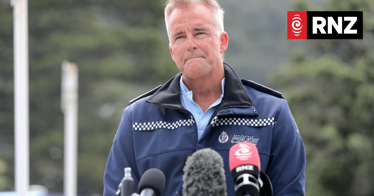 What we know about the pause in recovery at scene of Mount Maunganui landslide