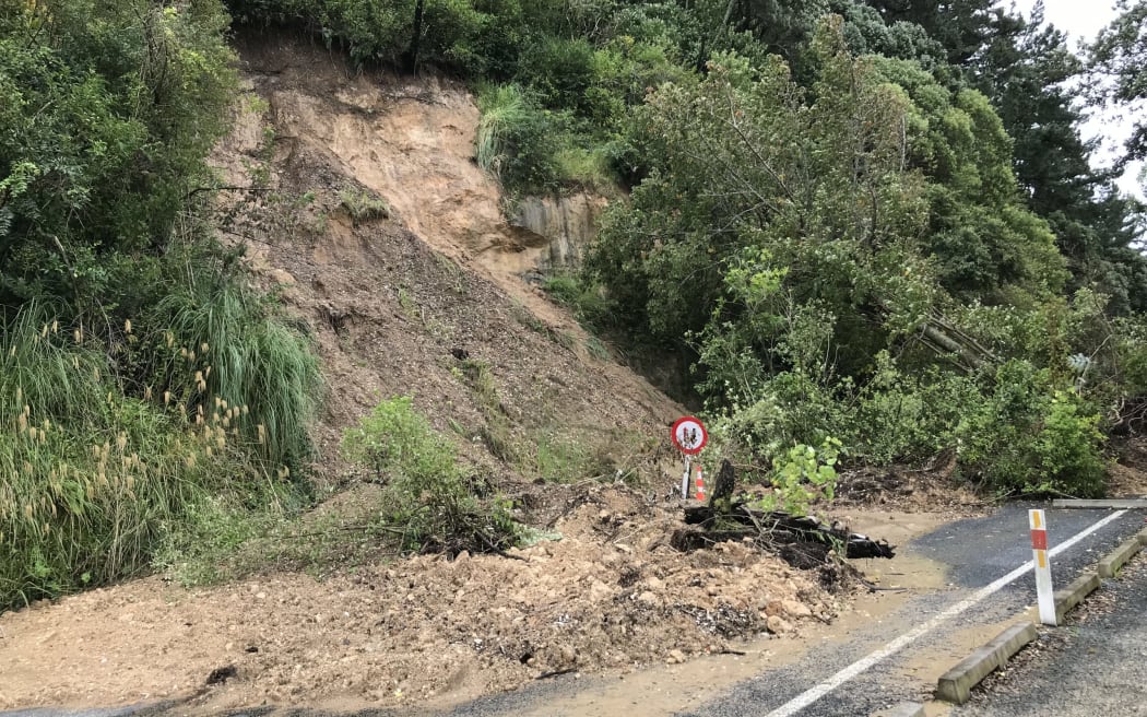 An over-slip on Te Puna Station Road. Photo: Western Bay of Plenty District Council.