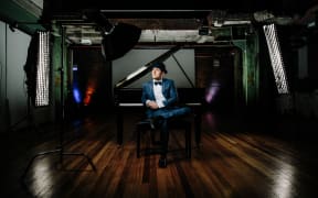 Pianist Simon Tedeschi