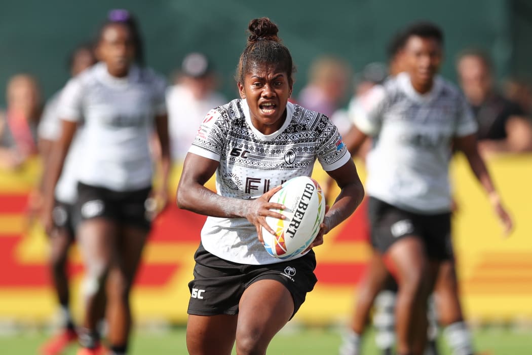Fiji's Tokasa Seniyasi in space during the Dubai Sevens.