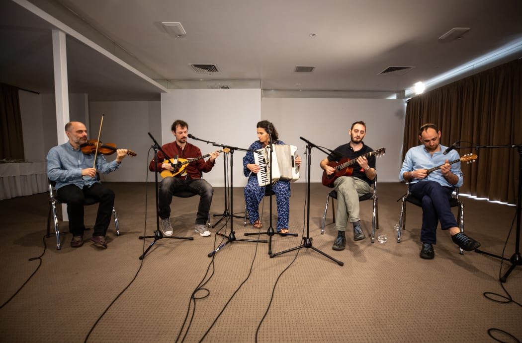 Rebetien live performance at the Autolodge