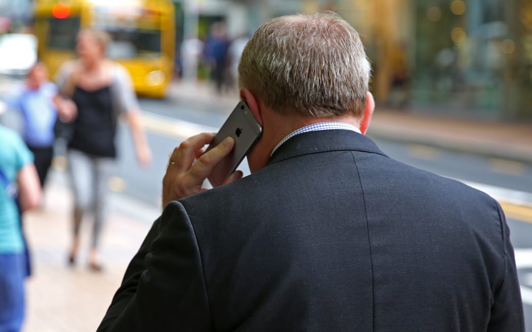 Lambton Quay, Wellington; Generic technology phone population business
