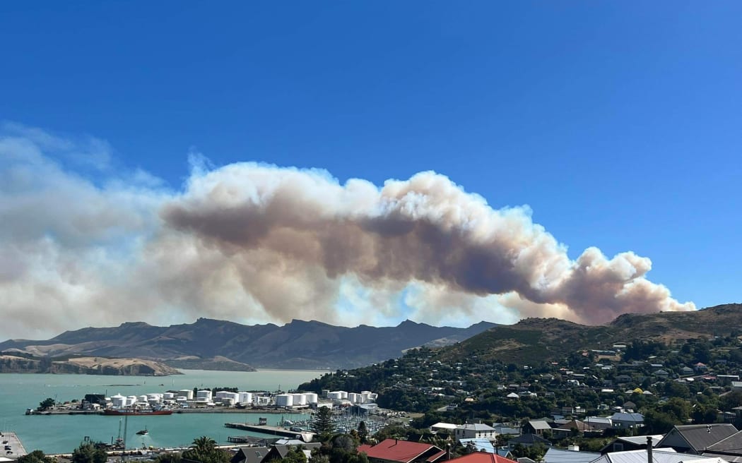 Port Hills fire as seen from Lyttleton on 14 February, 2024.
