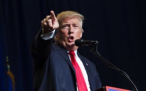 trump pointing