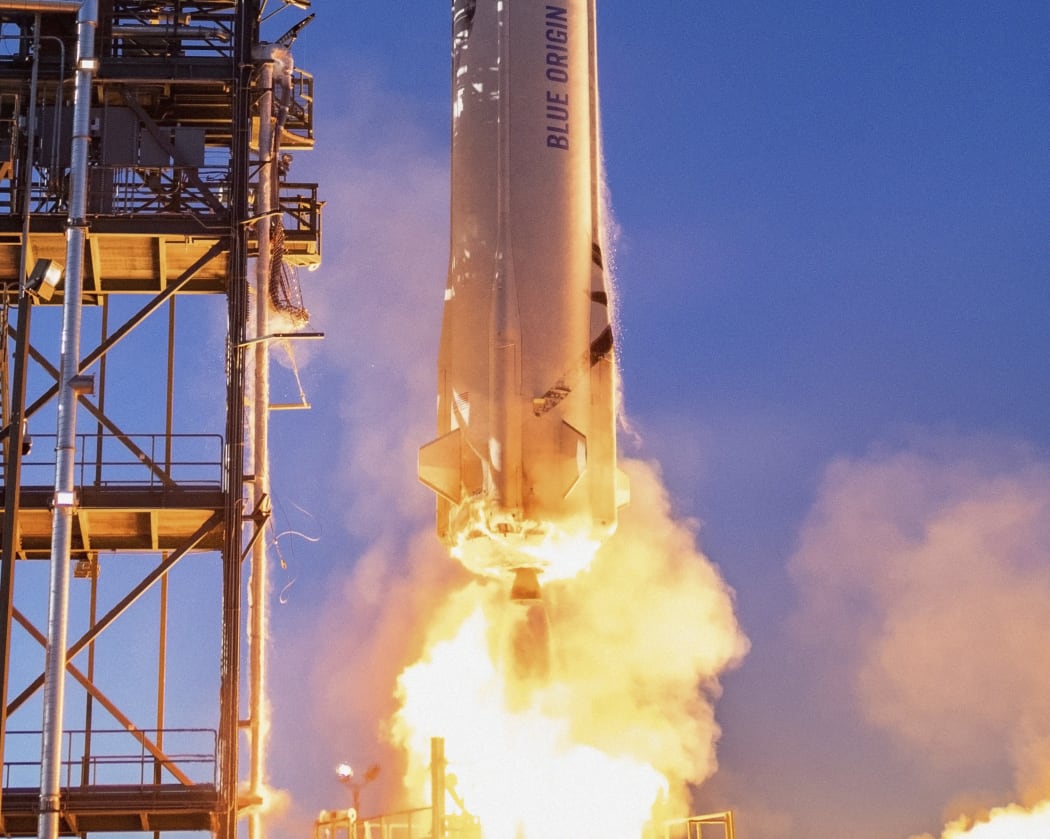Jeff Bezos will send humans into space for the first time on July 20, for a journey of a few minutes in zero gravity aboard his New Shepard rocket.
