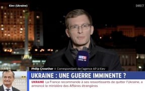 Washington DC-based journalist Philip Crowther has gone viral for reporting from Ukraine in six different languages.