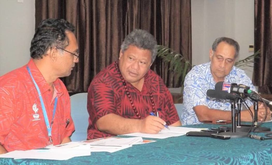 Director General of Health Leausa Dr Take Naseri (middle) with two senior doctors involved in the preparations and awareness of measles in Samoa.