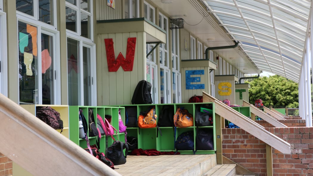 Papatoetoe West School.