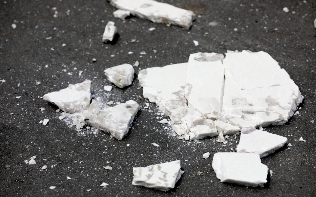 Falling marble seriously injures 2 people in South Auckland