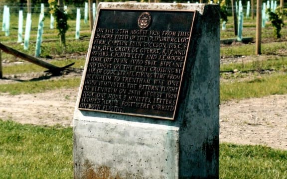 This commemorative plaque on Dillons Point Road marks the site of Captain Euan Dicksons departure for the first crossing of Cook Strait by air.
