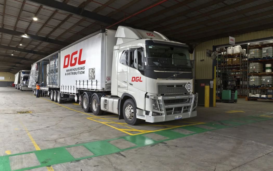 DGL truck