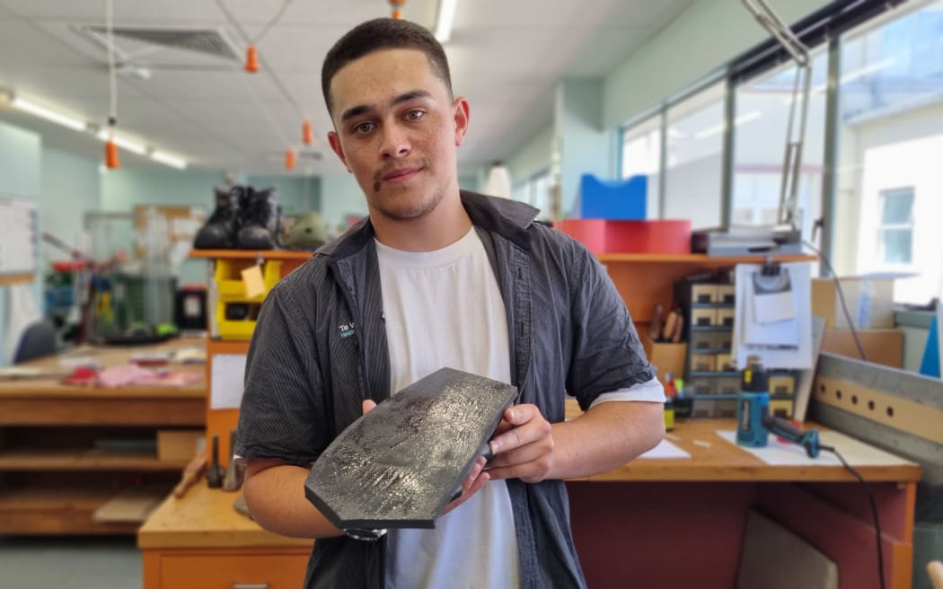 Treal Niwa is enjoying learning new skills and helping people in a cadetship learning how to be an orthotics technician at Te Whatu Ora Taranaki.