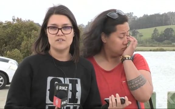 Family of missing man from fishing charter keeping vigil at wharf 1