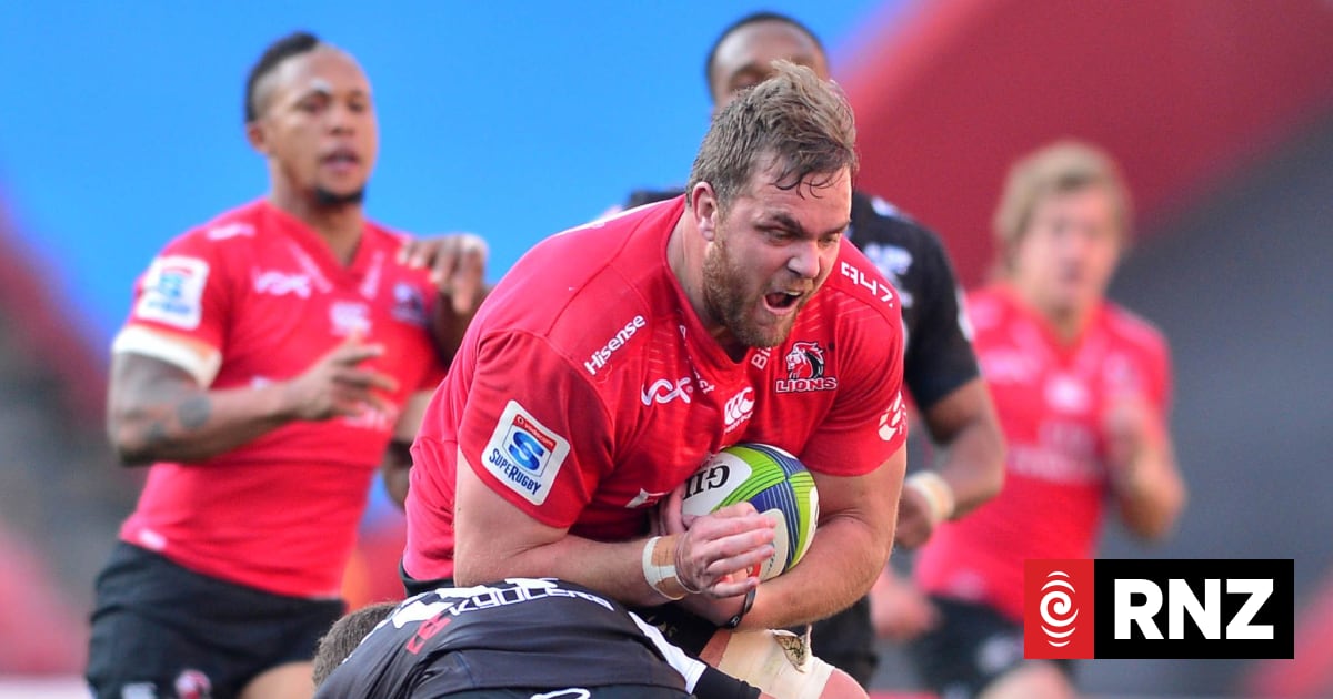 Rugby: Hurricanes lose another lock | RNZ