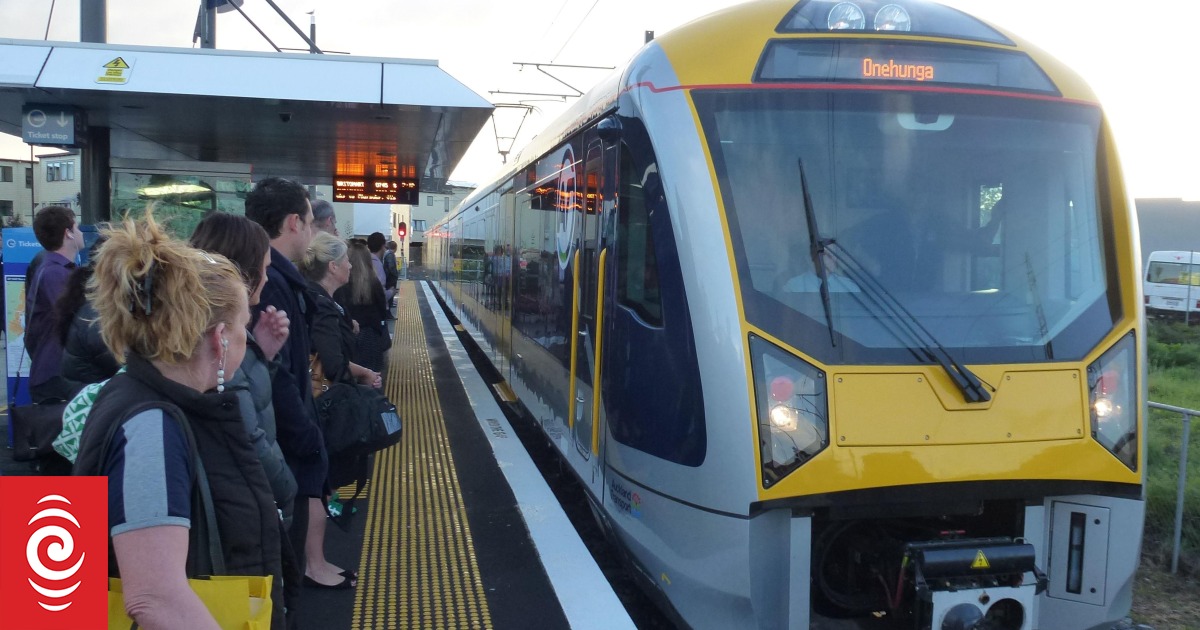 Auckland train network reliability in question with CRL on horizon - Vimarsana News