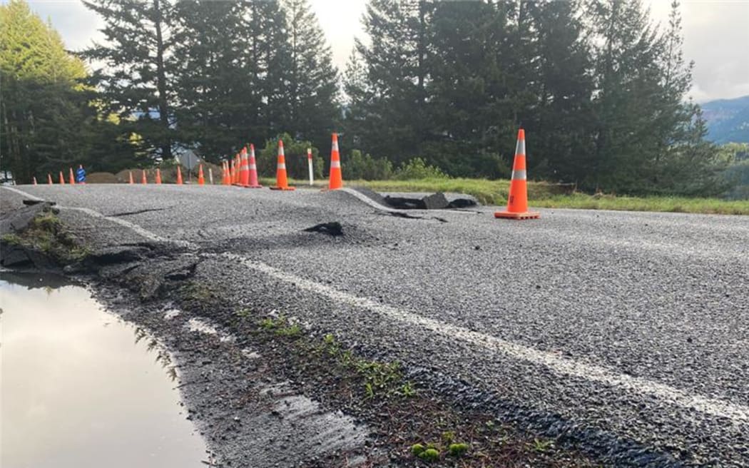 Movement and subsidence of the road surface has closed State Highway 60 on the Riwaka side of Takaka Hill.