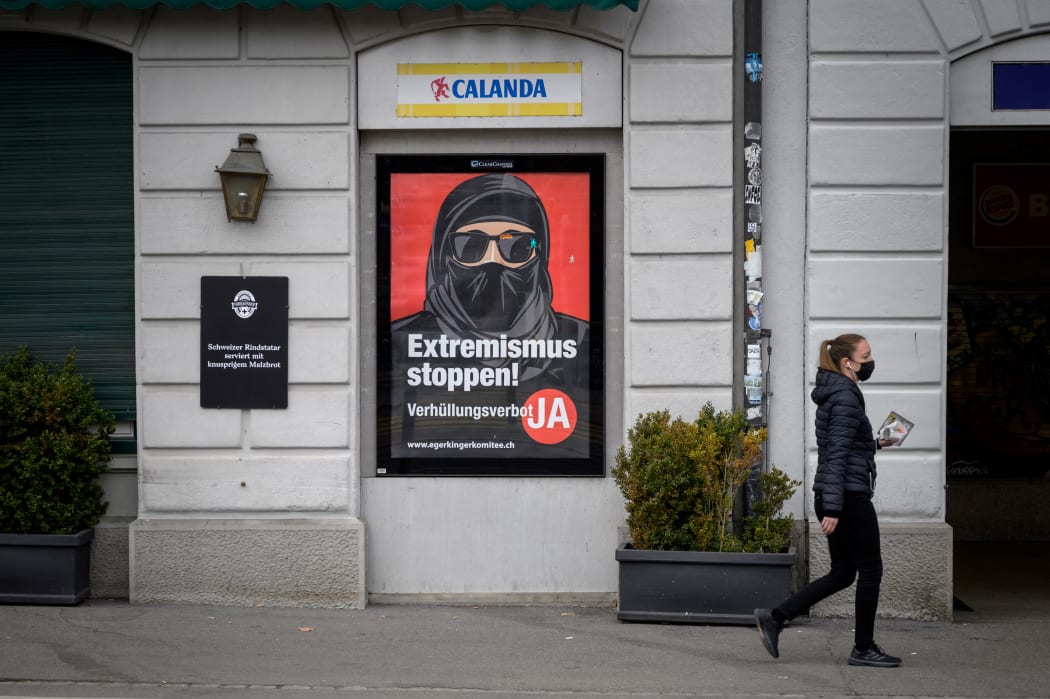 The proposal was put forward by the right-wing Swiss People's Party (SVP) which campaigned with slogans such as "Stop extremism".