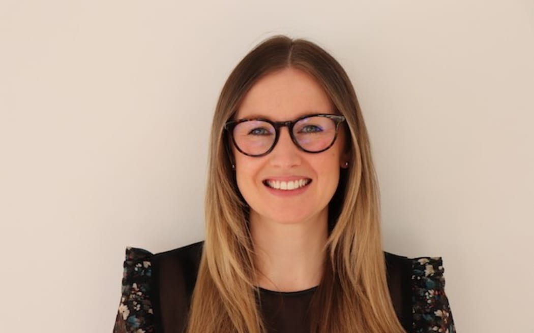 Dr Rachael Mayne.