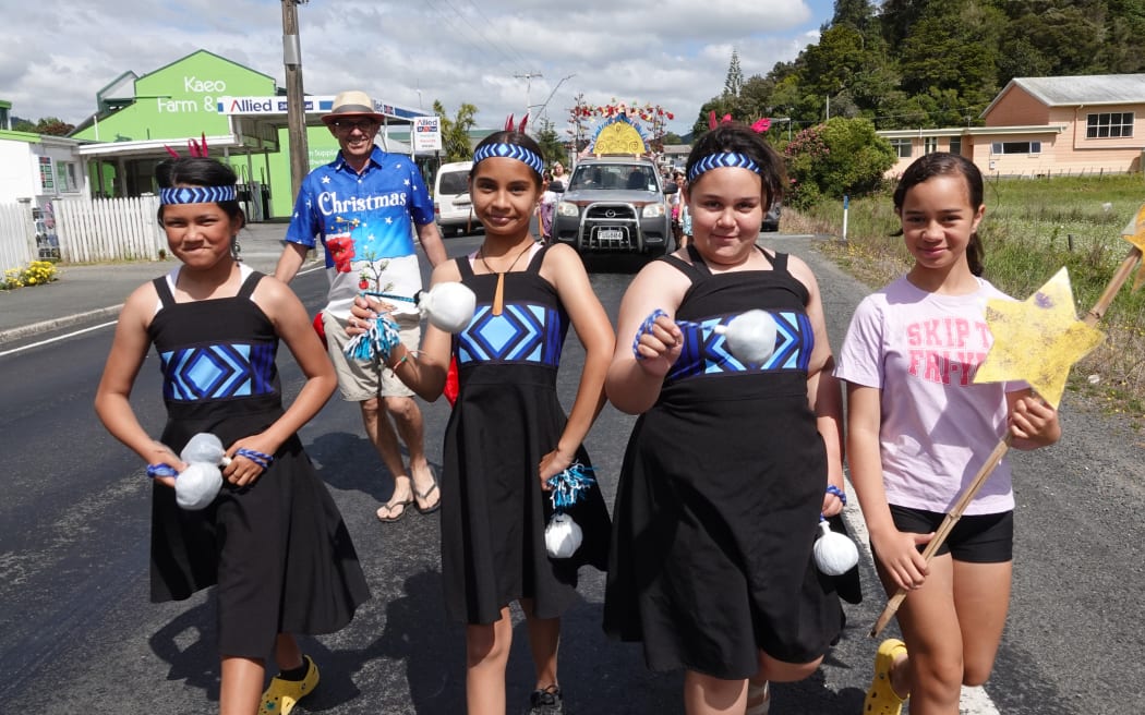 Poi girls, from left, Lilly Davis, Tahlia Broughton and Cassie Sherman.