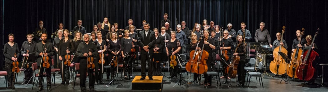 Adam Jasinski and the Taranaki Symphony Orchestra