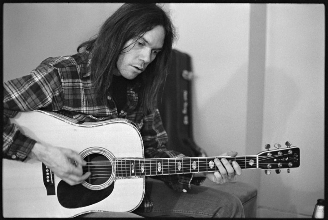 Neil Young, 1976