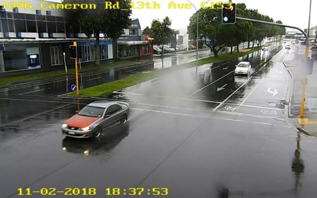 Ford Falcon with red bonnet sought in David Kuka murder investigation