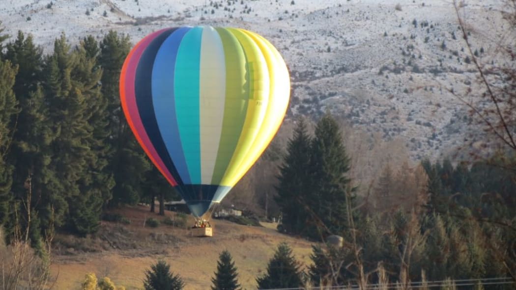 A hot air balloon crash landed on farmland near Morven Ferry Road, Queenstown.