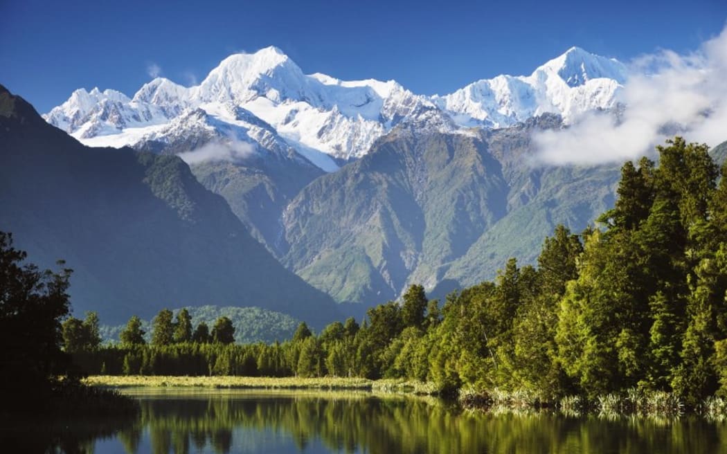 Lake Matheson, Mount Tasman and Mount Cook.