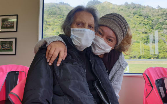 100-year-old Mere Wihongi and her granddaughter Chrisseann Wihongi were among those vaccinated at Mōkau.