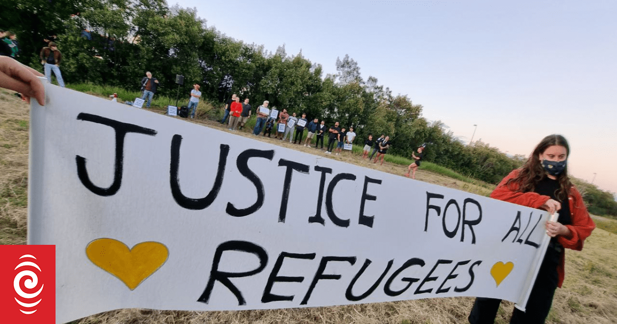 Refugee advocates decry Australia's plan to mass deport non-citizens to Nauru