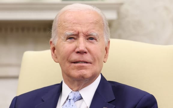 WASHINGTON, DC - OCTOBER 05: U.S. President Joe Biden delivers remarks during a meeting on Ukraine in the Oval Office on October 05, 2023 in Washington, DC. Biden held a meeting with members of his national security team to receive an update on Ukraine's ongoing war with Russia. Biden responded to a reporter's question saying he cannot stop appropriated funds for the US-Mexico border wall.   Kevin Dietsch/Getty Images/AFP (Photo by Kevin Dietsch / GETTY IMAGES NORTH AMERICA / Getty Images via AFP)