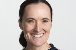 Mandy Hagstrom says “simple changes” might make an exercise routine more realistic for winter weather.