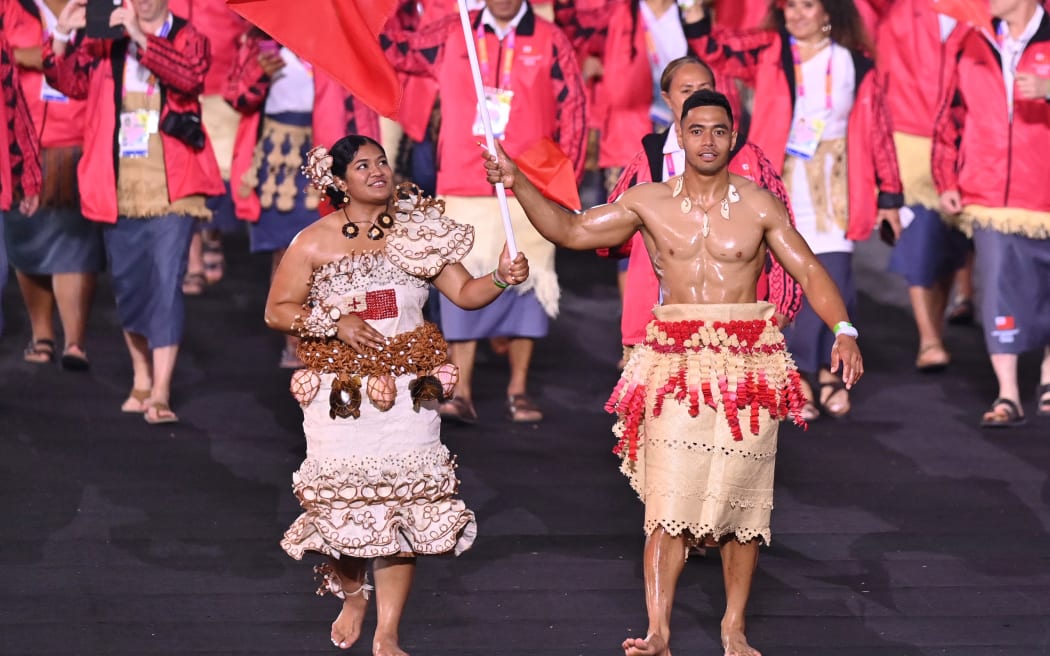 Athletes for Team Tonga take part in the opening ceremony for the Commonwealth Games at the Alexander Stadium in Birmingham, central England, on July 28, 2022. (Photo by Glyn KIRK / AFP)