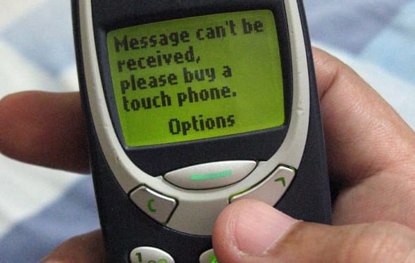 Nokia 3310 with message